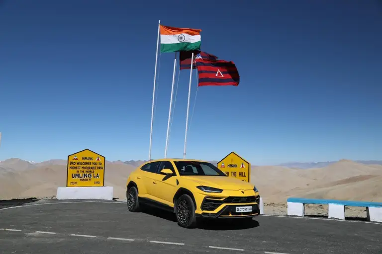 Lamborghini Urus - Record produzione giugno 2022 - 9