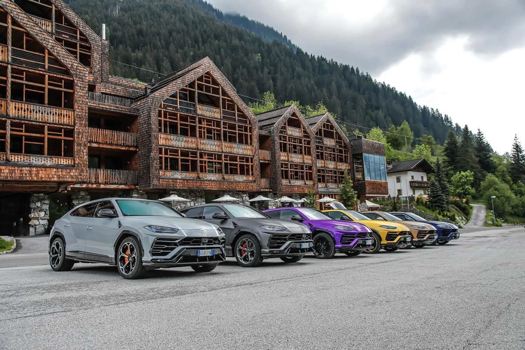 Lamborghini Urus - Record produzione giugno 2022 - 4