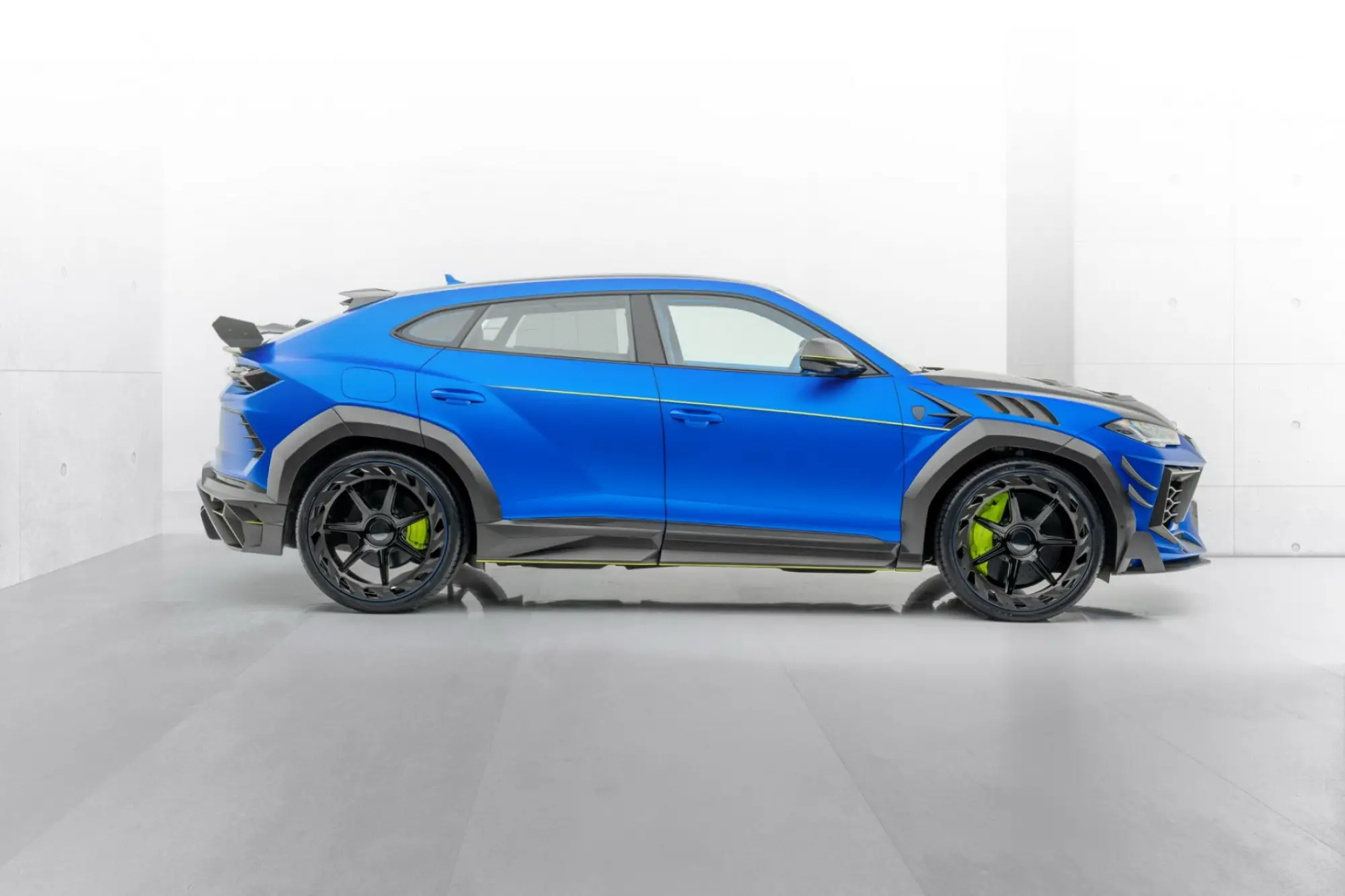 Lamborghini Urus - Tuning Mansory Venatus  - 5