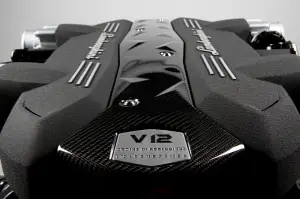 Lamborghini V12