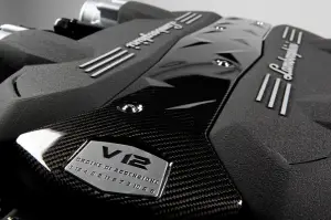 Lamborghini V12 - 9
