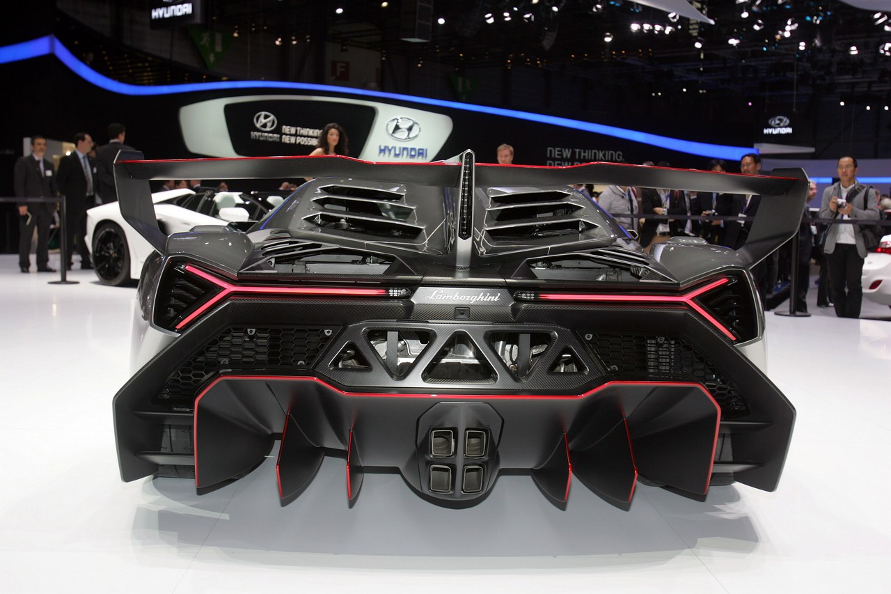 Lamborghini Veneno Foto Live - Salone di Ginevra 2013