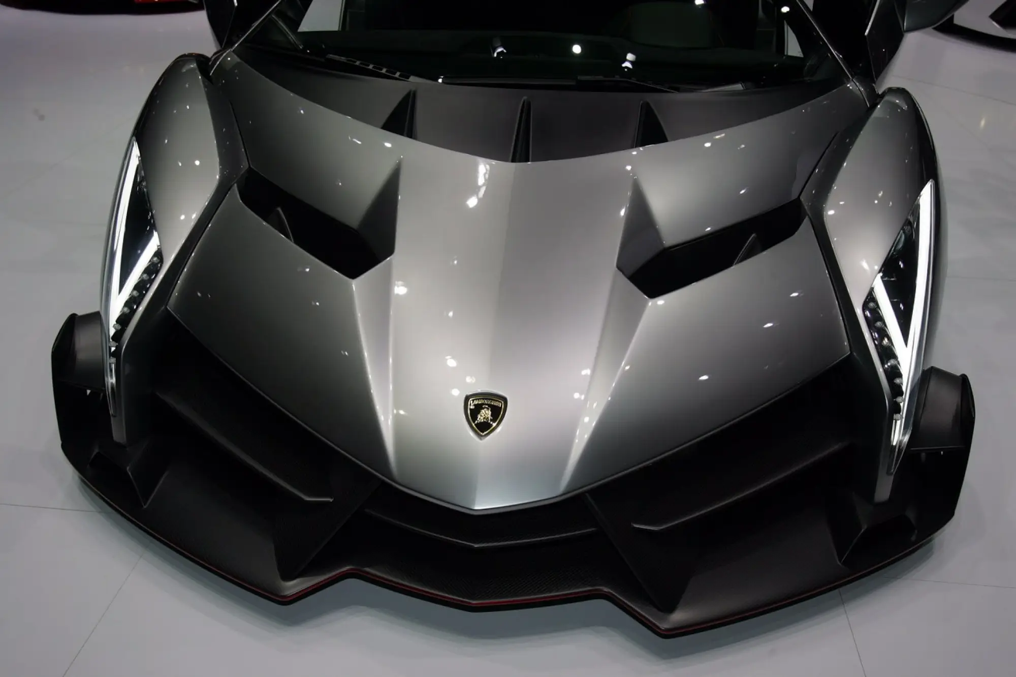 Lamborghini Veneno Foto Live - Salone di Ginevra 2013 - 13