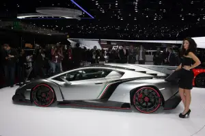 Lamborghini Veneno Foto Live - Salone di Ginevra 2013 - 15