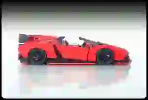 Lamborghini Veneno Roadster in versione Lego