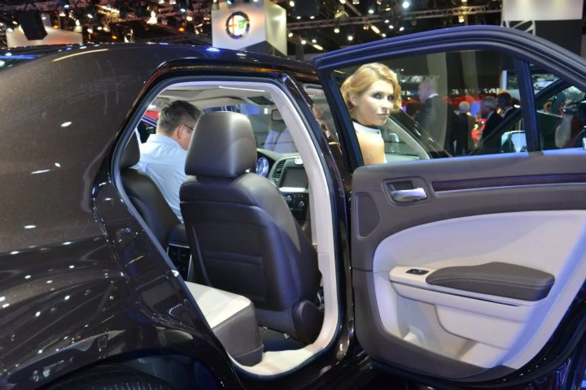 Lancia Thema al Salone di Francoforte - 2011 - 4