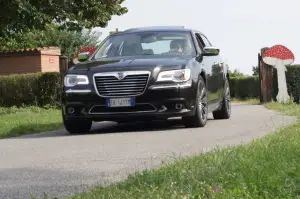 Lancia Thema - Prova su strada 2012