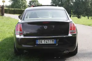 Lancia Thema - Prova su strada 2012