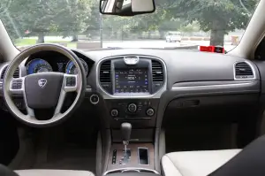 Lancia Thema - Prova su strada 2012