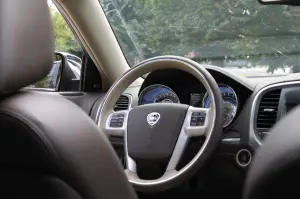 Lancia Thema - Prova su strada 2012