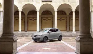 Lancia Y Alberta Ferretti - Foto Ufficiali - 16
