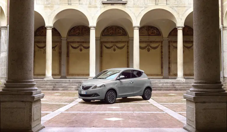 Lancia Y Alberta Ferretti - Foto Ufficiali - 16