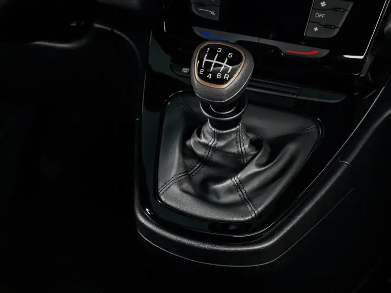 Lancia Y Alberta Ferretti - Foto Ufficiali - 5
