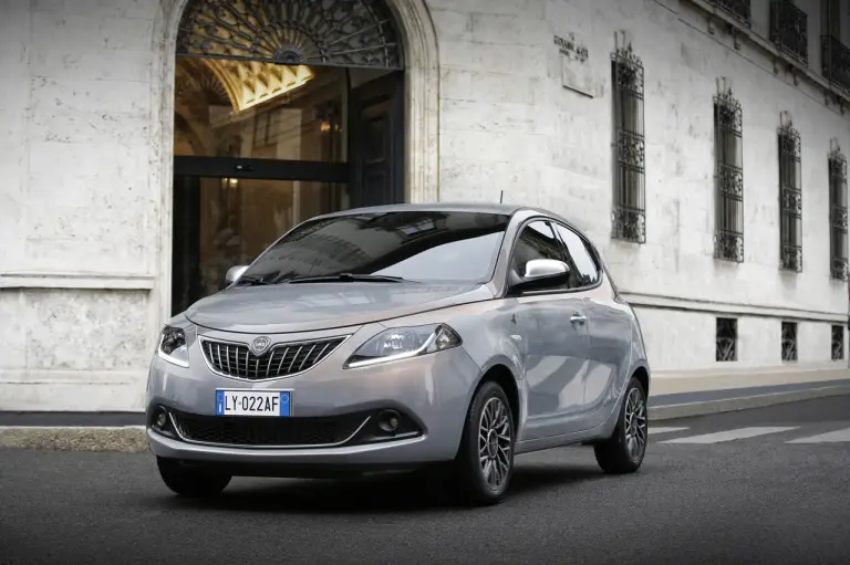 Lancia Y Alberta Ferretti - Foto Ufficiali - 22