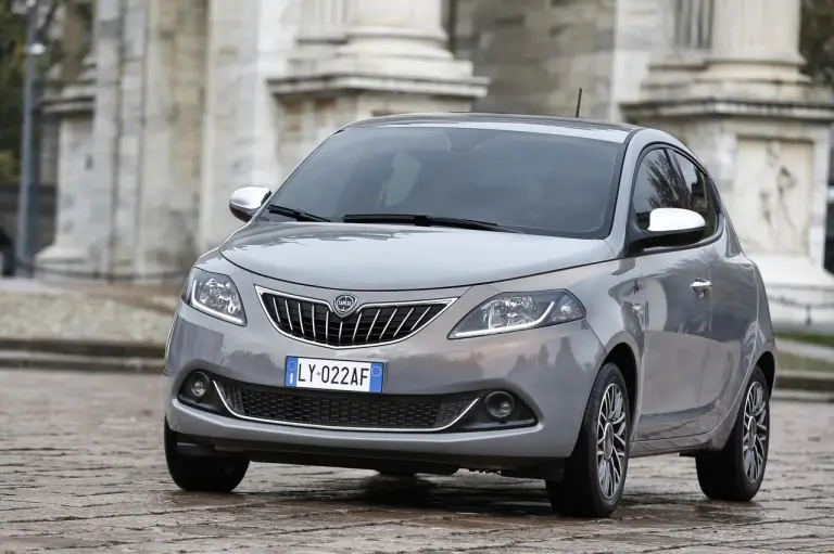Lancia Y Alberta Ferretti - Foto Ufficiali - 25
