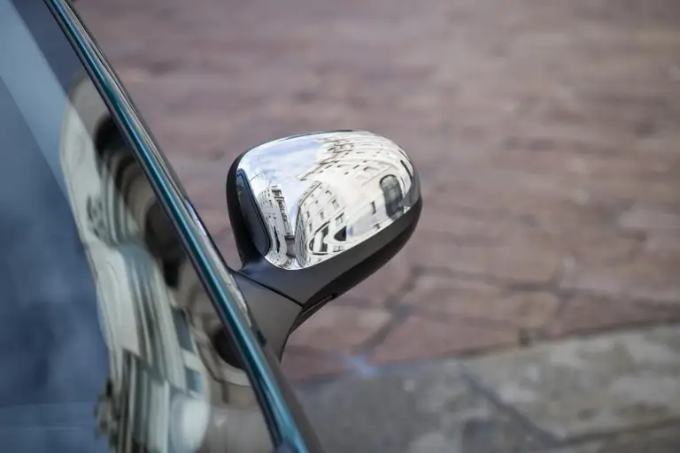 Lancia Ypsilon 2018 - 12
