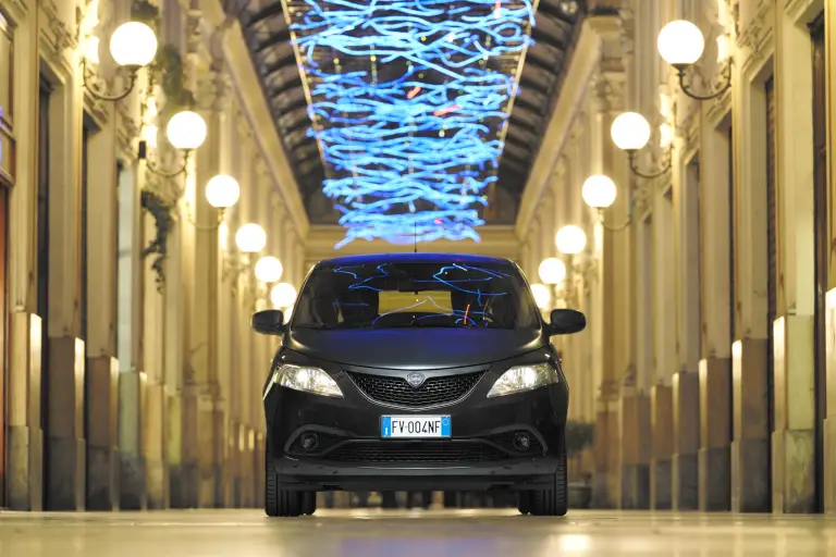 Lancia Ypsilon Black and Noir - 2