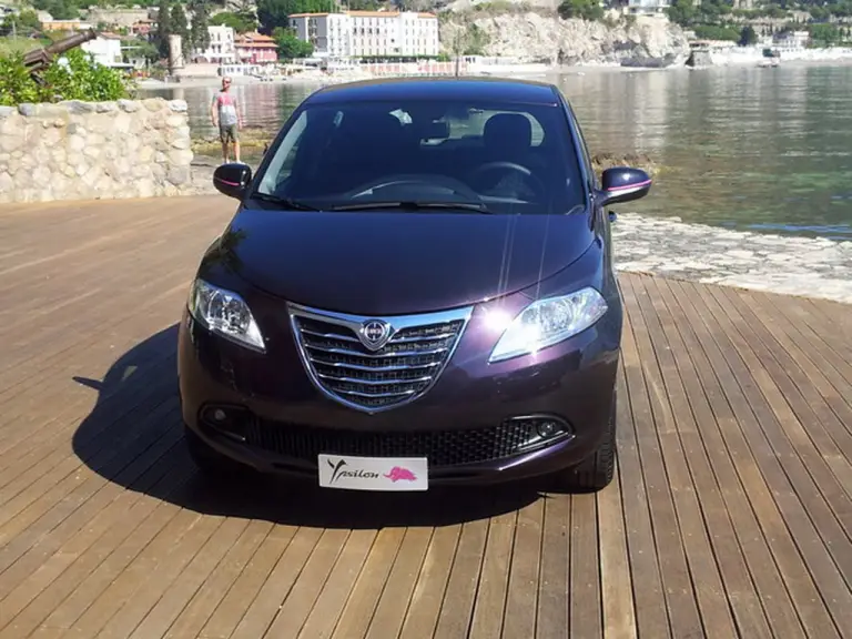 Lancia Ypsilon Elefantino e Momo Design - 8