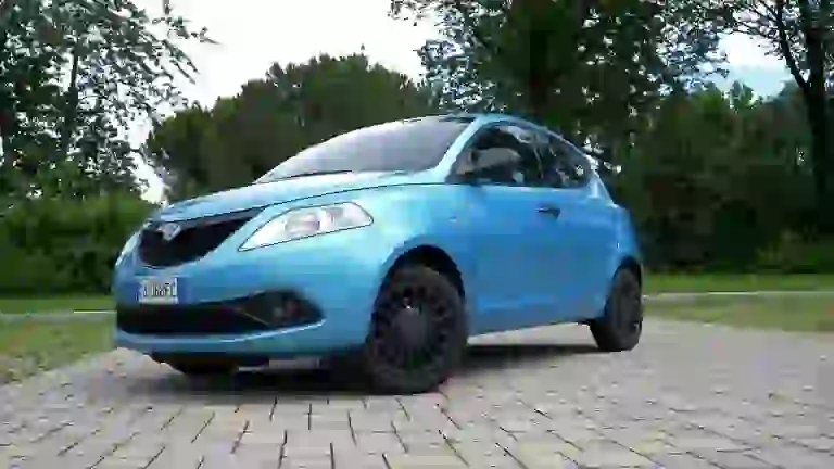 Lancia Ypsilon Hybrid 2020 - 21