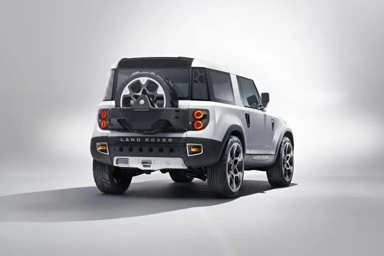 Land Rover DC100 e DC100 Sport - 11