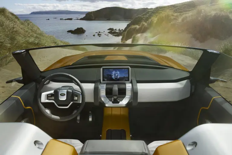 Land Rover DC100 e DC100 Sport - 48