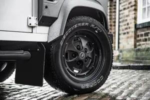 Land Rover Defender 110 Wide-Track by Chelsea Truck Company - Foto