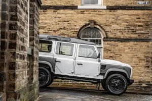 Land Rover Defender 110 Wide-Track by Chelsea Truck Company - Foto