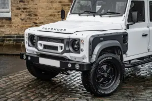 Land Rover Defender 110 Wide-Track by Chelsea Truck Company - Foto