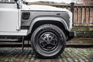 Land Rover Defender 110 Wide-Track by Chelsea Truck Company - Foto