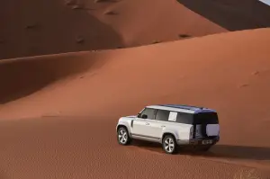 Land Rover Defender 130 - Foto ufficiali - 9