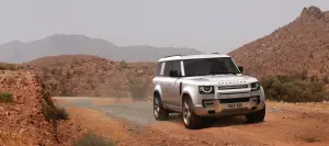 Land Rover Defender 130 - Foto ufficiali - 14
