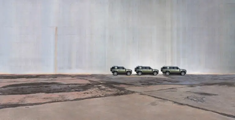 Land Rover Defender 130 - Foto ufficiali - 26