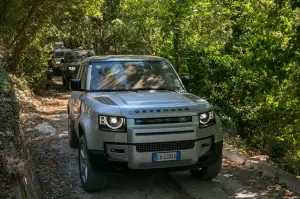 Land Rover Defender 2020 prova - 10