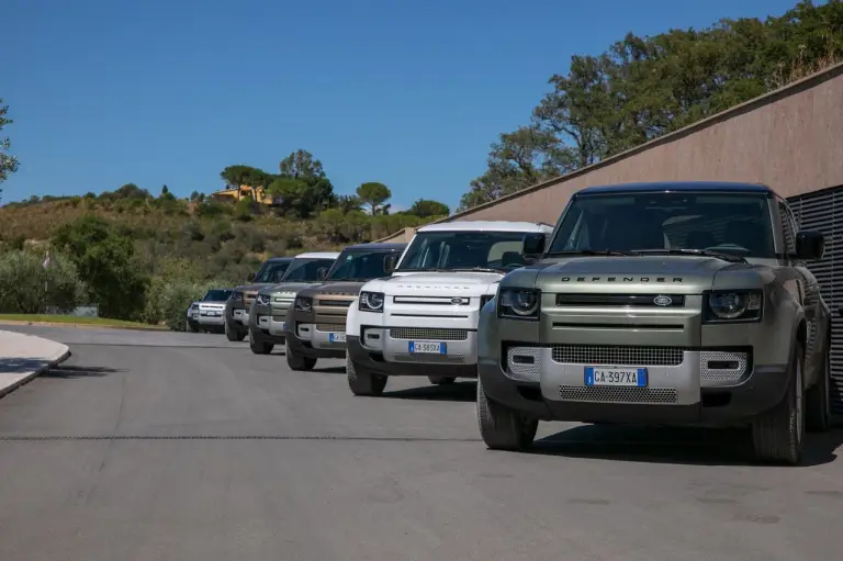 Land Rover Defender 2020 prova - 13