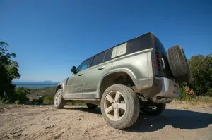 Land Rover Defender 2020 prova - 8