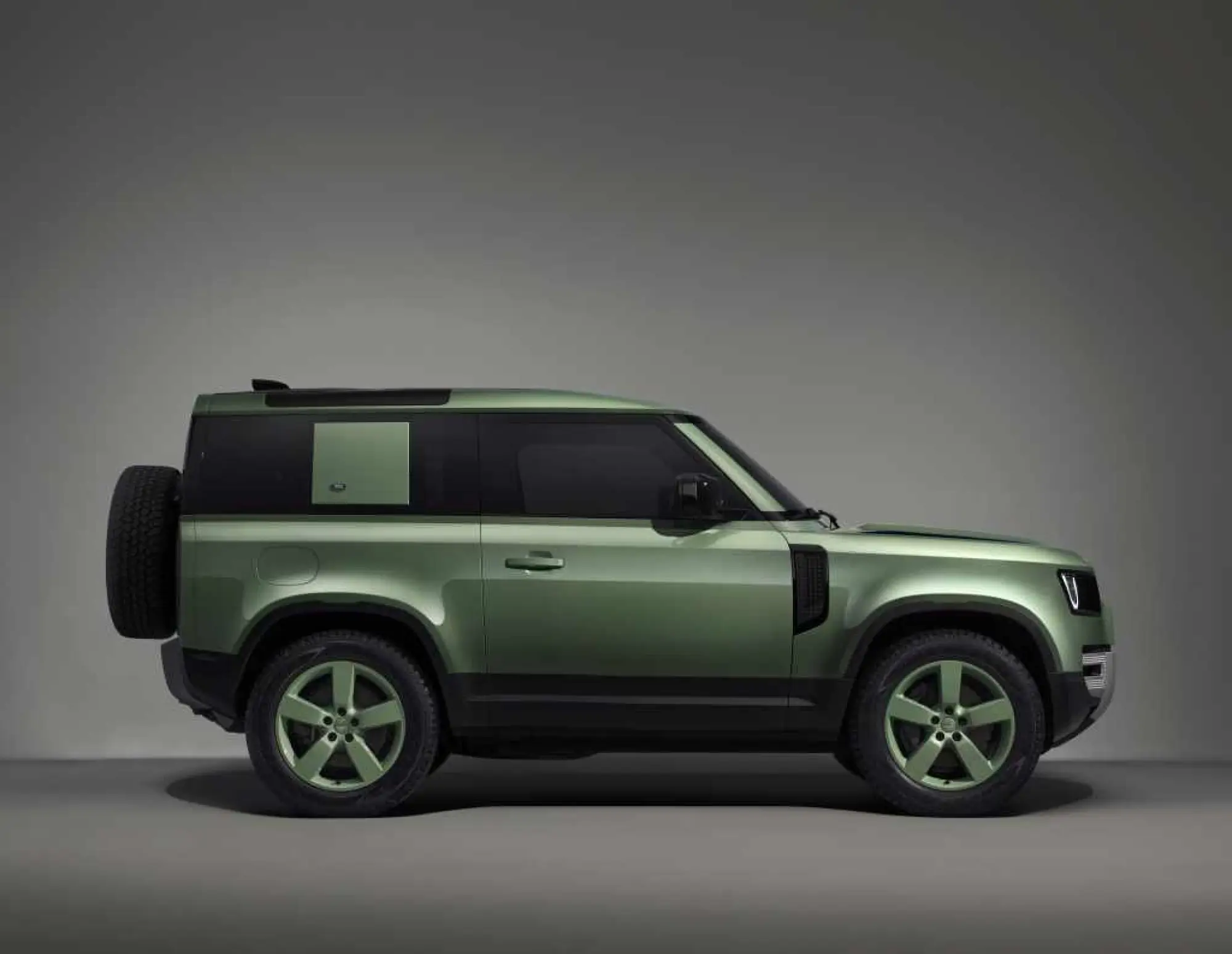 Land Rover Defender 75th Limited Edition - 11