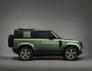 Land Rover Defender 75th Limited Edition - 11