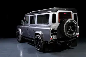 Land Rover Defender by Urban Truck - 18