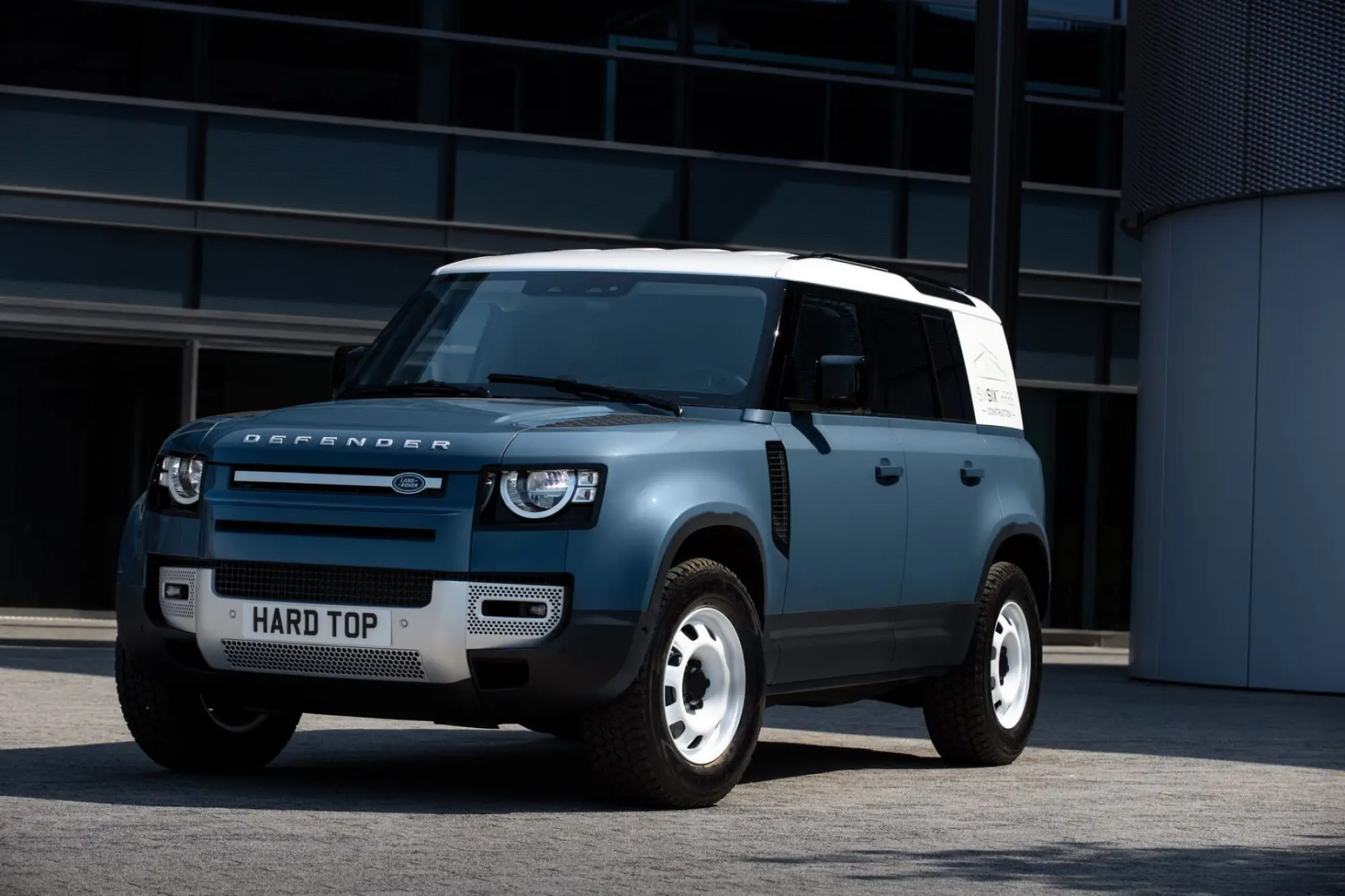 Land Rover Defender Hard Top - 5