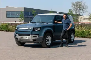 Land Rover Defender Hard Top