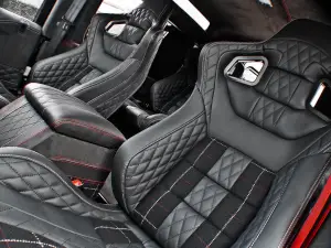 Land Rover Defender Harris Tweed Edition by Kahn Design, foto