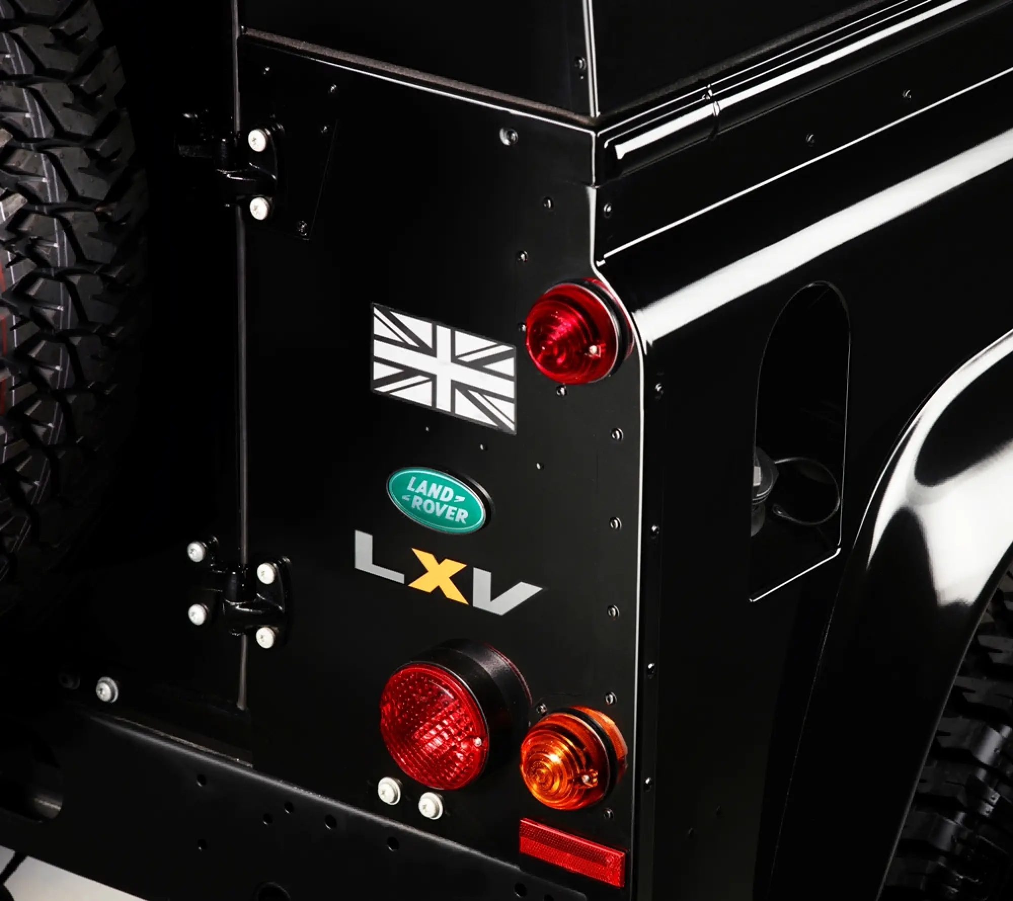 Land Rover Defender LXV Special Edition - 2