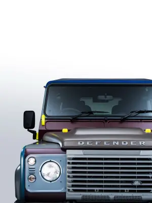 Land Rover Defender Paul Smith - 18