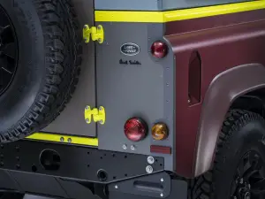 Land Rover Defender Paul Smith - 27