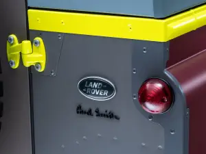 Land Rover Defender Paul Smith - 29