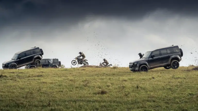 Land Rover Defender - Set film No Time To Die - 4