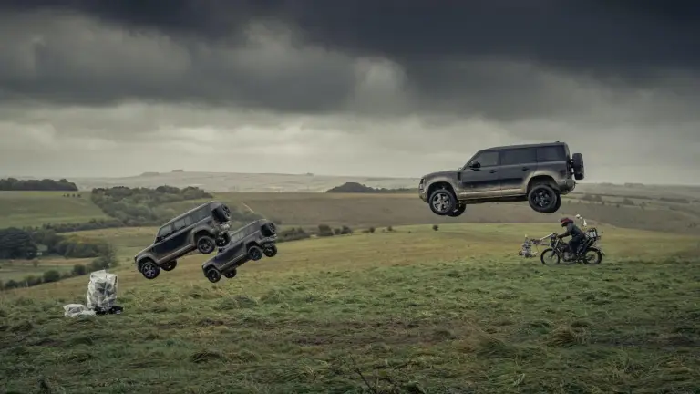 Land Rover Defender - Set film No Time To Die - 6