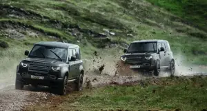 Land Rover Defender - Set film No Time To Die