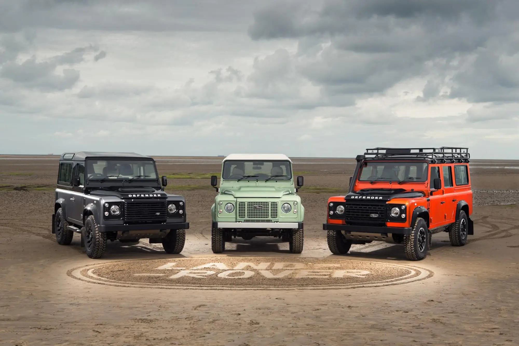 Land Rover Defender special edition - 15