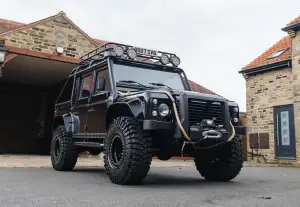 Land Rover Defender SVX Spectre - Foto - 12